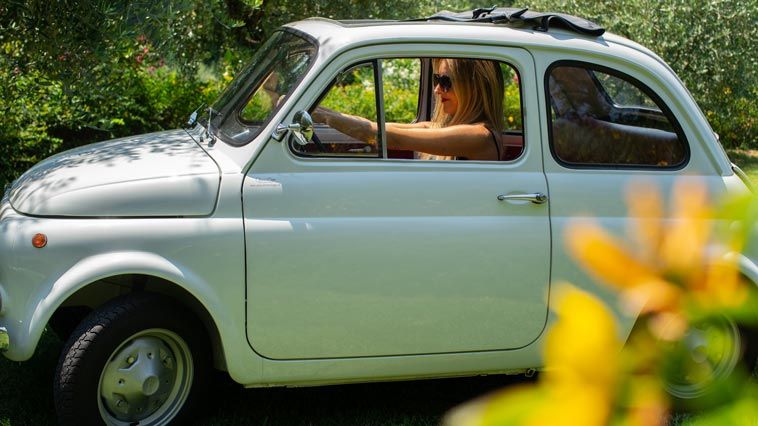 La Fiat 500, un'auto d'epoca a portata di tutti – Guida all